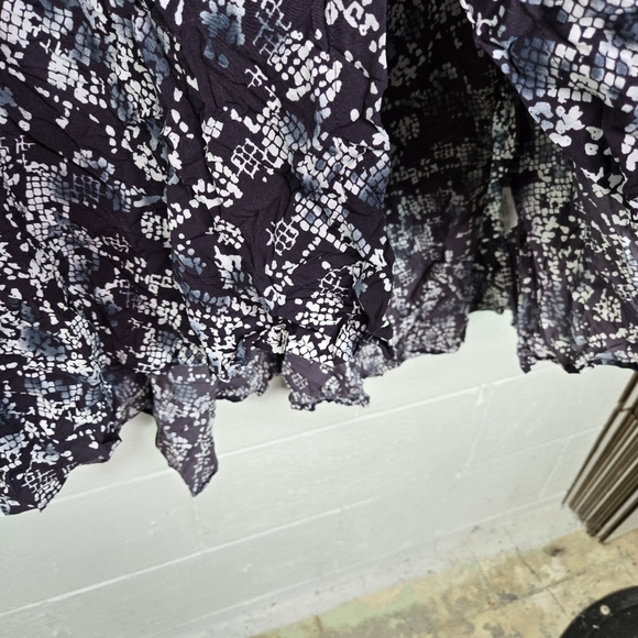 Comfy Usa Floral Cottagecore Hi Low Button Top Dress - Picture 8 of 10